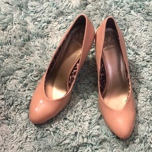 Fergaliciois Cream Heel